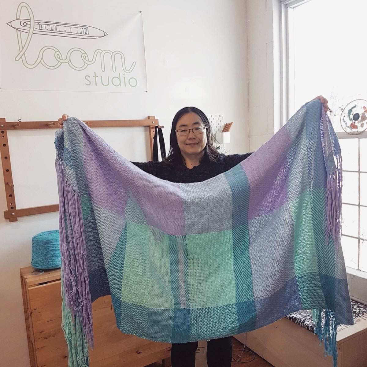 Level 2-3: Make a Shawl – Floor Loom Weaving - Dec 2/3/4 (RARE)