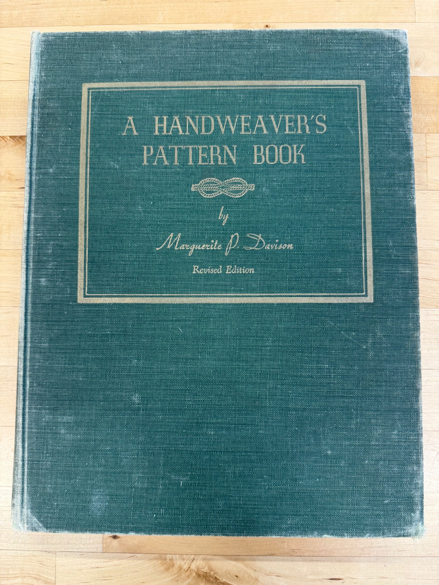 A Handweaver’s Pattern Book Marguerite Porter Davison 2