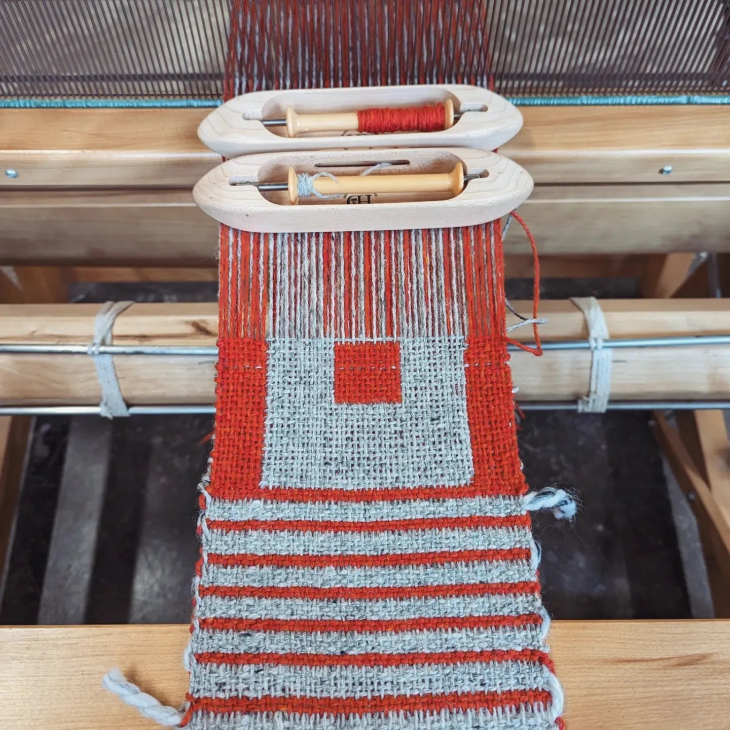 Level 3: Double Weave Cloth – Table/Floor Loom Weaving (coming soon)