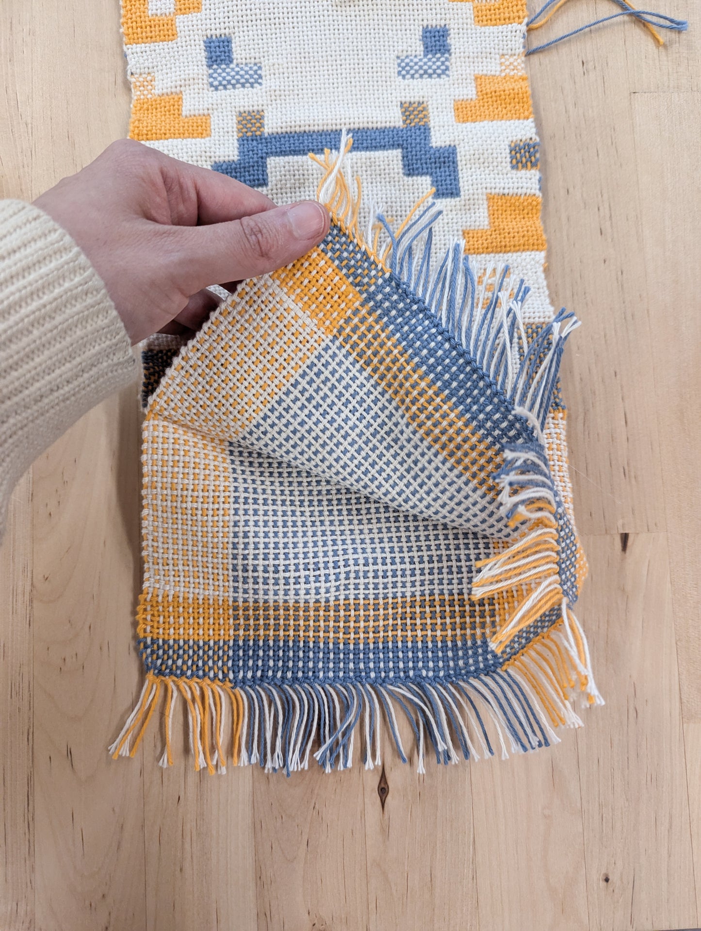 Level 3: Double Weave Cloth – Table/Floor Loom Weaving (coming soon)