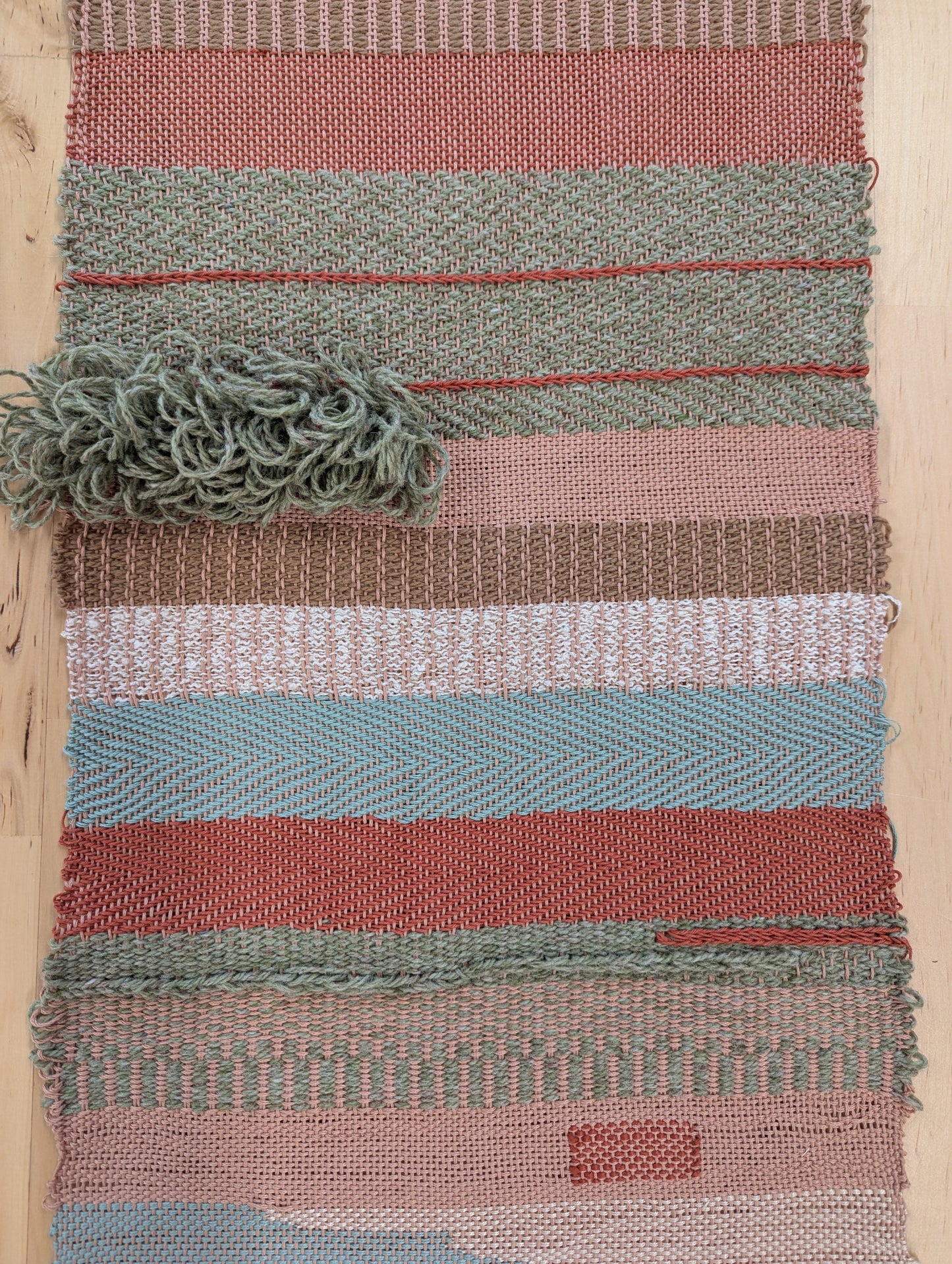 Level 1: Weaving Explorations – Table/Floor Loom Weaving - December 13 & 14