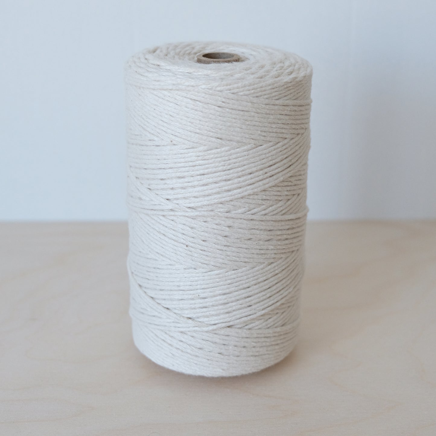 16/8 Cotton Weaving Yarn - Mop Weight