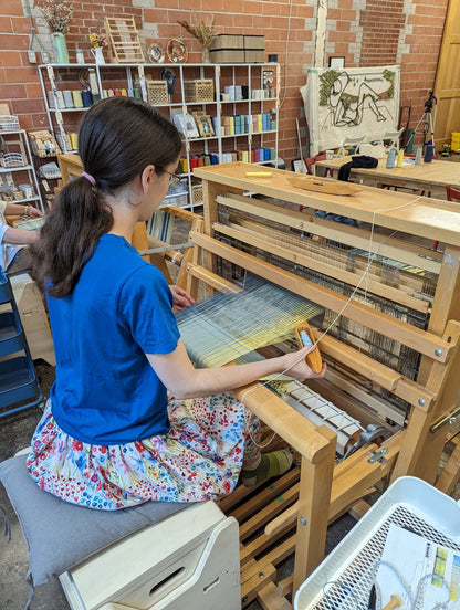 Level 1: Make a Scarf – Table/Floor Loom Weaving - October 25 & 26